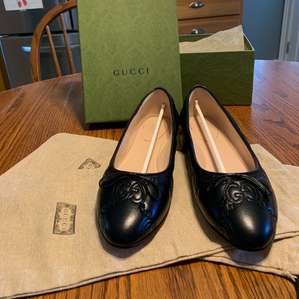 Gucci Flats
